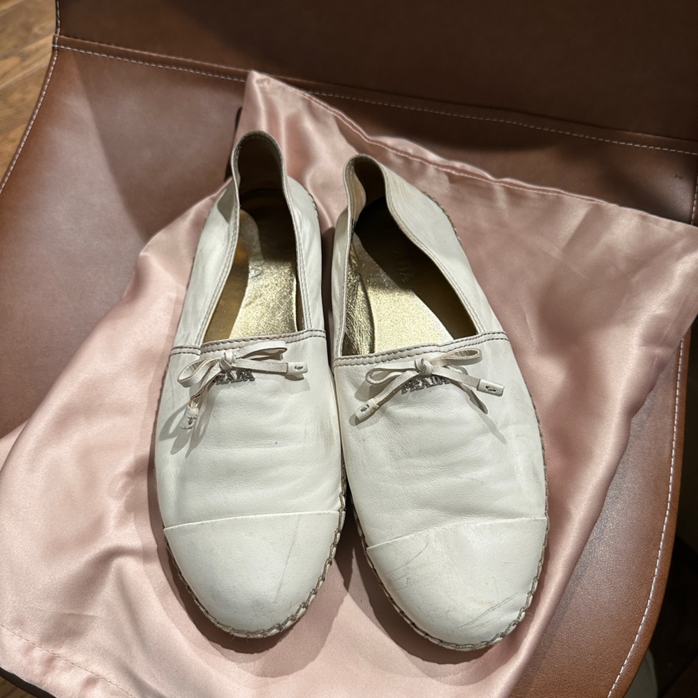 Second pair of the soft lamb flat shoe Prada